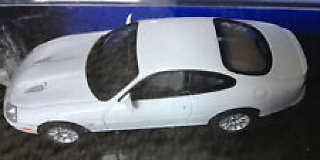 AUTOart Jaguar XKR Coupe X100 White 53622