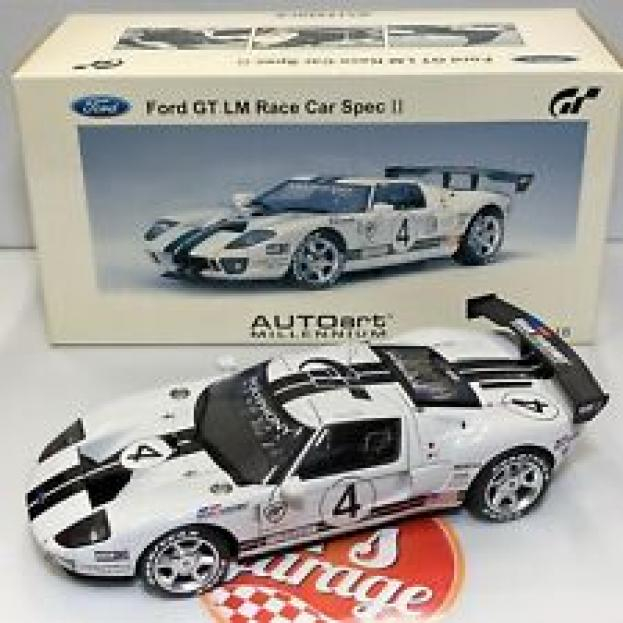 AUTOart Ford GT LM Spec II Race Car 4 80515