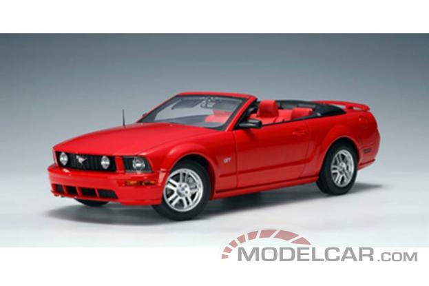Autoart Ford Mustang 5 GT Convertible Rouge
