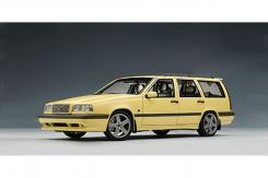 AUTOart Volvo 850 T5-R estate 1995 Cream Yellow 79506