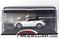 Minichamps Mercedes-Benz SLK55 AMG W171 silver dealer edition