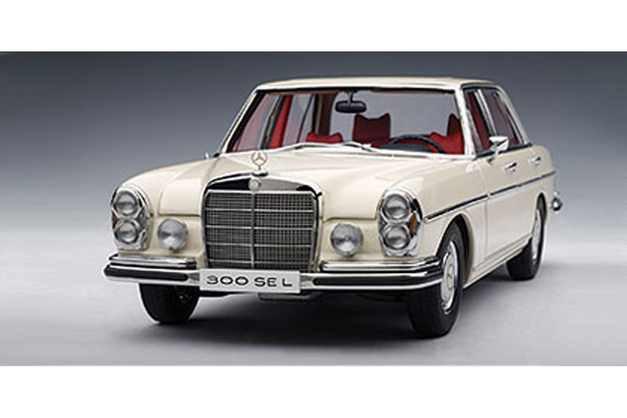 1967-72 Mercedes-Benz 300 SEL 6.3. 1/18 scale diecast mode…